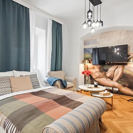 Old Town Square Apartments By Michal&Friends Prague Extérieur photo