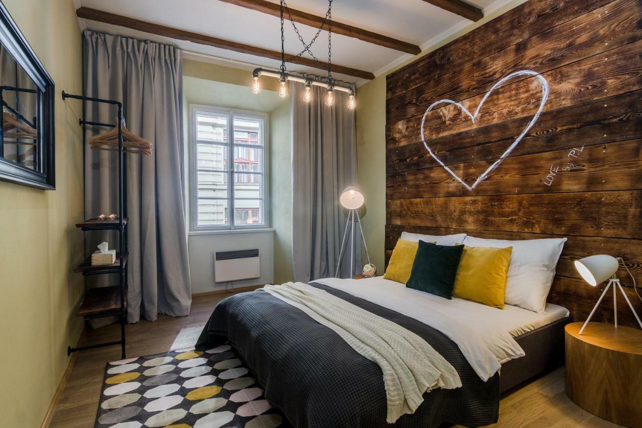 Old Town Square Apartments By Michal&Friends Prague Extérieur photo