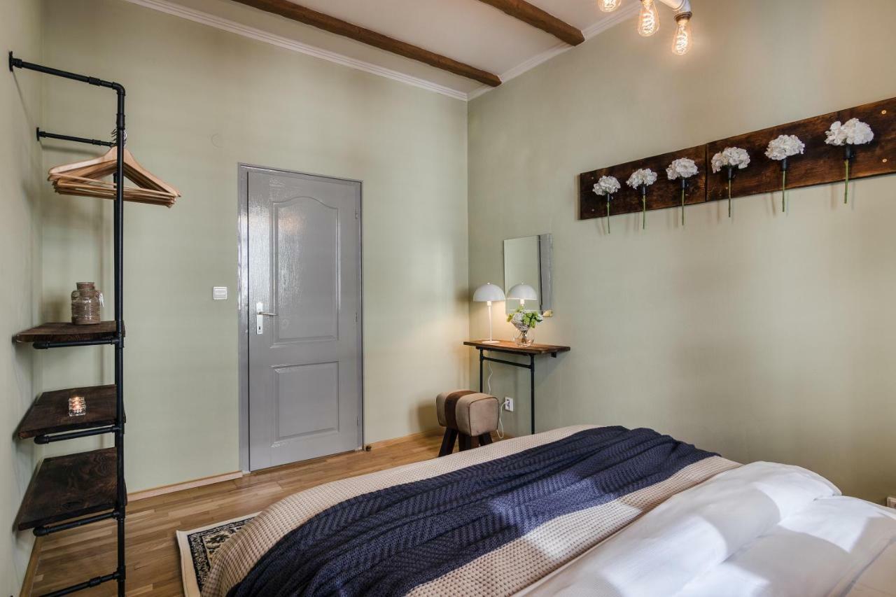 Old Town Square Apartments By Michal&Friends Prague Extérieur photo